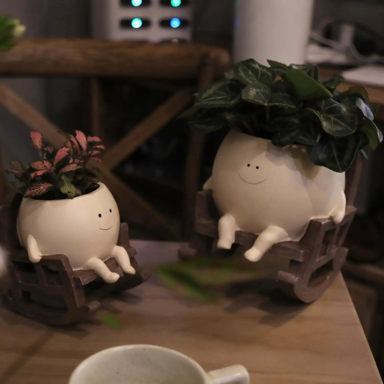 Smily Face Planter Pot Cute Resin Flower Head Planters for Indoor Outdoor Unique Sit Rocking Chair Succulent Pots Gift